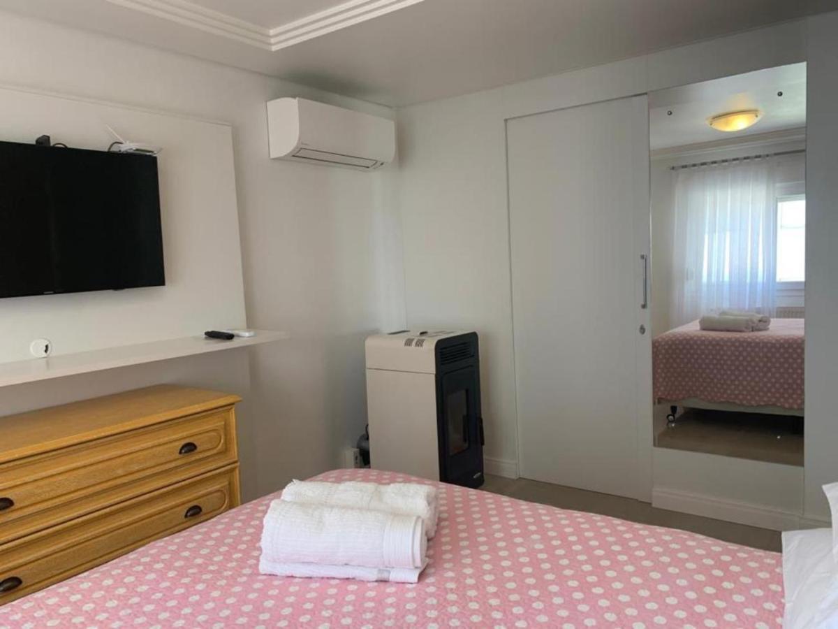 Apartamento Manfroi Apartment เบงโต กองซัลเวส ภายนอก รูปภาพ