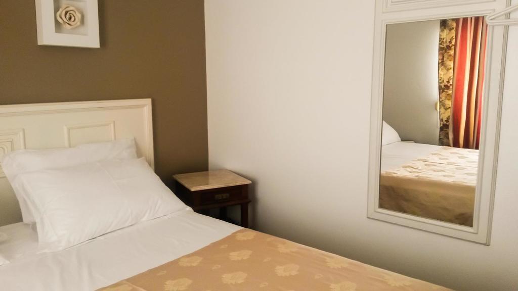 Apartamento Manfroi Apartment เบงโต กองซัลเวส ภายนอก รูปภาพ